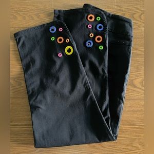 Ethyl Clothing Black Capris with colors